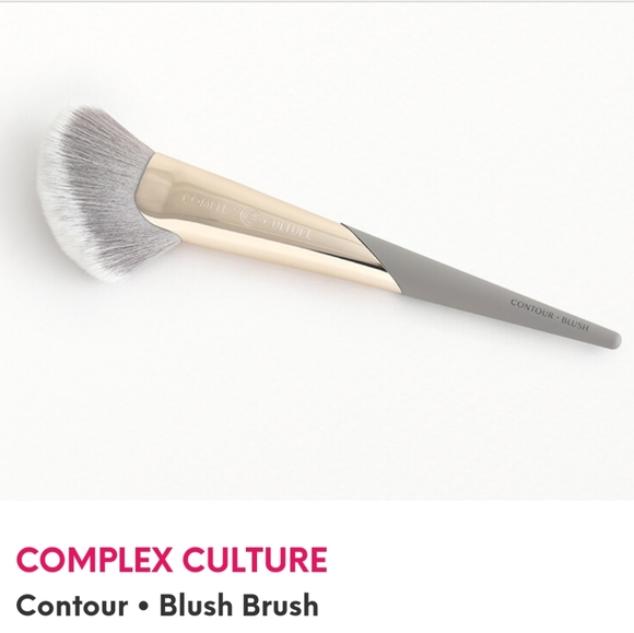 complex culture contour blush brush